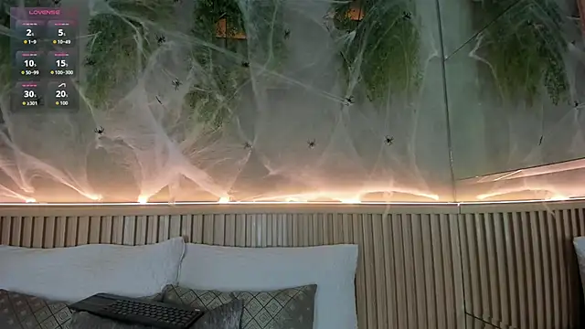 Snapshot of Lana_Lann chatting on 13, 10, 2025 Lana Lann online show from 13, 10, 2025