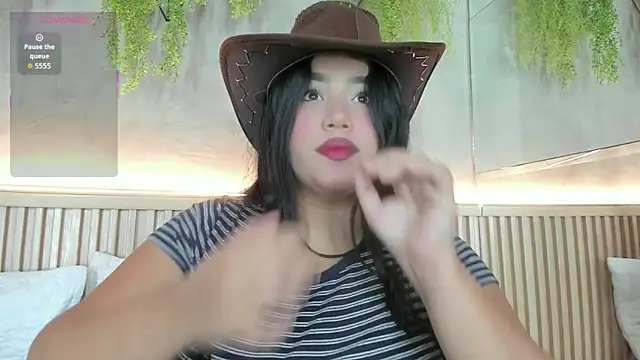 Snapshot of Lana_Lann chatting on 29, 11, 2025 Lana Lann online show from 29, 11, 2025