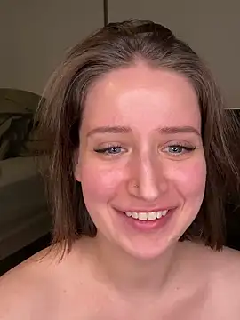 Snapshot of nerdynina chatting on 13, 12, 2024 nerdynina online show from 13, 12, 2024