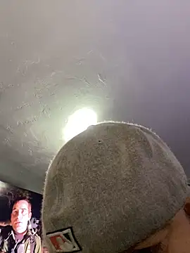 Snapshot of valleyoneofakind chatting on 10, 2, 2025 valleyoneofakind online show from 10, 2, 2025