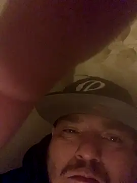 Snapshot of valleyoneofakind chatting on 10, 9, 2025 valleyoneofakind online show from 10, 9, 2025