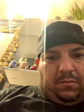 Snapshot of valleyoneofakind chatting on 7, 11, 2025 valleyoneofakind online show from 7, 11, 2025