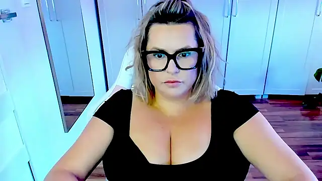 teaseDiana online show from 9, 6, 2026