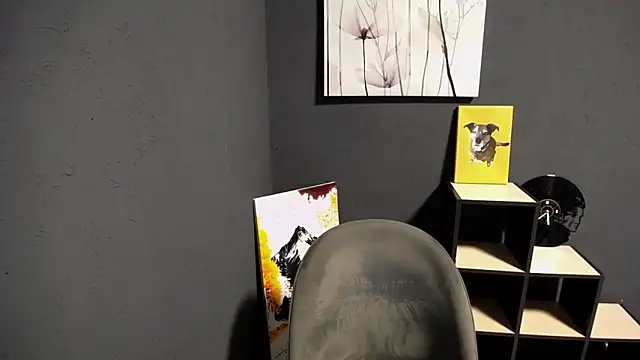 lady olivia  online show from 25, 4, 2026