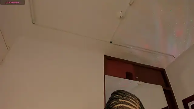 Samanntha Rose online show from 10, 3, 2025