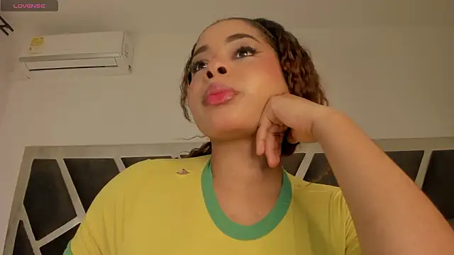 Snapshot of Samanntha_Rose chatting on 31, 1, 2026 Samanntha Rose online show from 31, 1, 2026