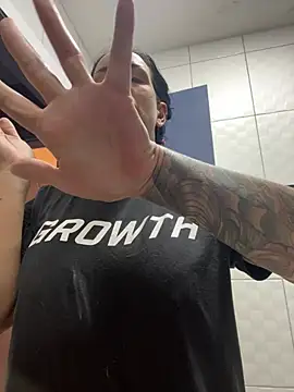 YasmimBrasil online show from 21, 4, 2026