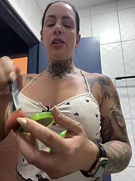 YasmimBrasil online show from 27, 4, 2026