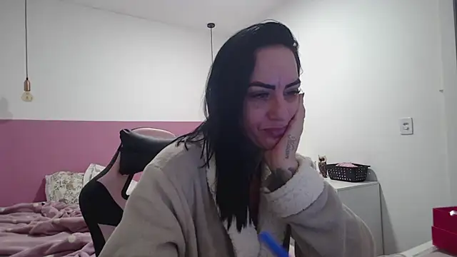 YasmimBrasil online show from 22, 7, 2026
