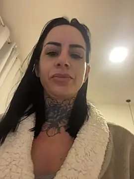 YasmimBrasil online show from 29, 7, 2026