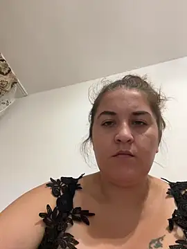 yzabell18 online show from 26, 9, 2025