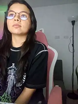 azumiichan online show from 27, 9, 2025