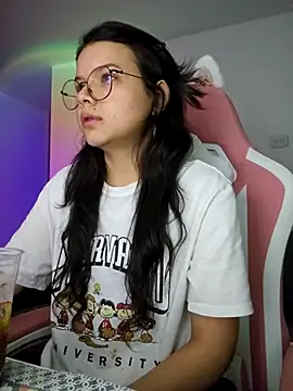 azumiichan online show from 7, 10, 2025