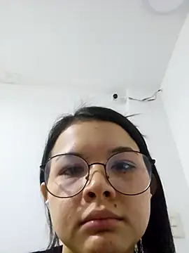 azumiichan online show from 1, 3, 2026