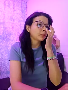 azumiichan online show from 24, 4, 2026