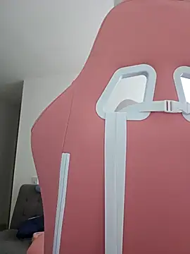 azumiichan online show from 25, 4, 2026