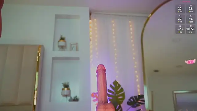 Snapshot of Sary_hott chatting on 15, 2, 2025 Sary hott online show from 15, 2, 2025