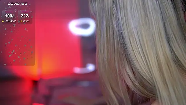 AudreyZanne online show from 4, 3, 2025