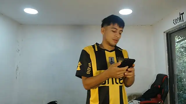 Snapshot of danielitopapuu chatting on 30, 10, 2025 danielitopapuu online show from 30, 10, 2025