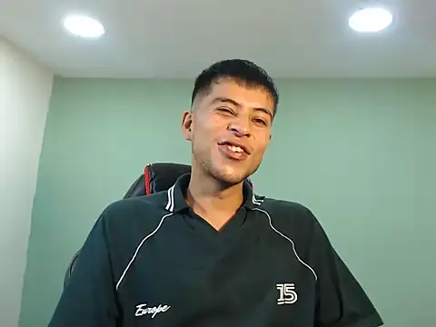 Snapshot of danielitopapuu chatting on 16, 11, 2025 danielitopapuu online show from 16, 11, 2025