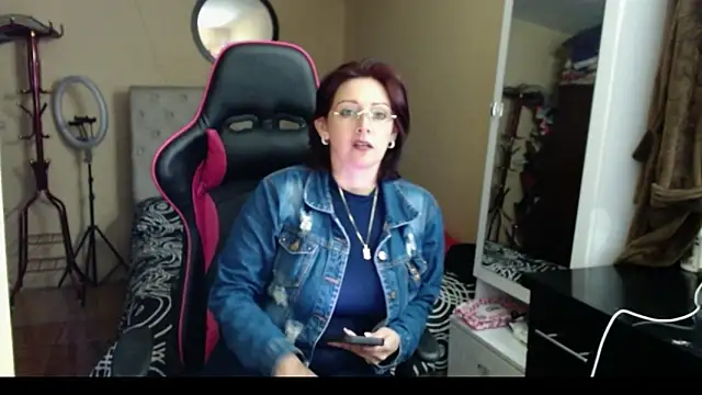 Carol Scottt online show from 13, 3, 2025