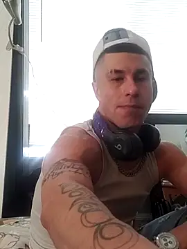 Snapshot of --D-a-D-D-y- chatting on 15, 2, 2025 --D-a-D-D-y- online show from 15, 2, 2025