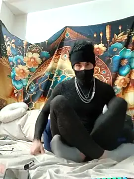 Snapshot of --D-a-D-D-y- chatting on 29, 11, 2025 --D-a-D-D-y- online show from 29, 11, 2025