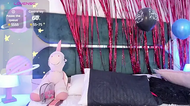 Snapshot of Victoria_west chatting on 4, 2, 2025 Victoria west online show from 4, 2, 2025