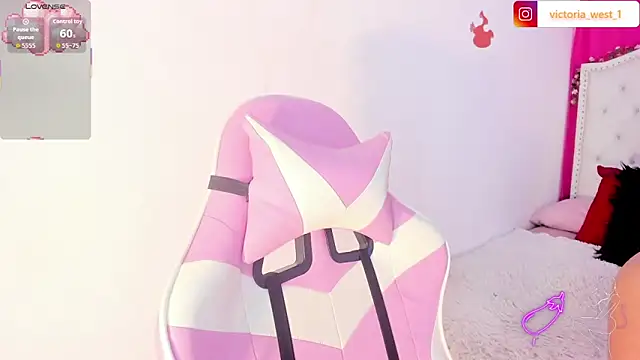 Snapshot of Victoria_west chatting on 27, 9, 2025 Victoria west online show from 27, 9, 2025