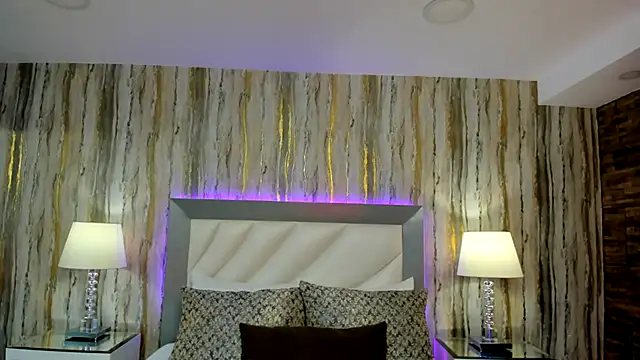 SophiaLaurens online show from 24, 2, 2025