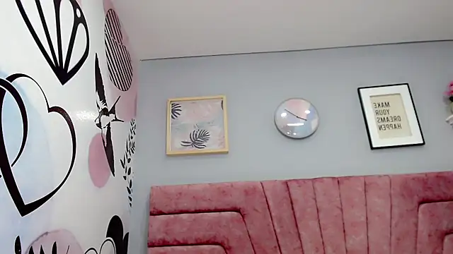 ValeriaAguilar online show from 31, 12, 2024