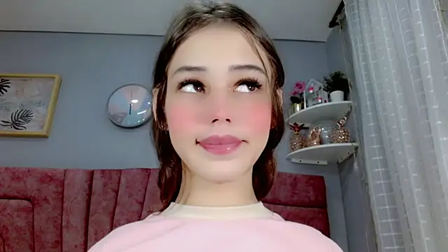 ValeriaAguilar online show from 18, 3, 2025