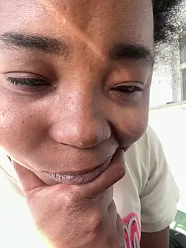 JCCaramelbarbie1 online show from 5, 3, 2025