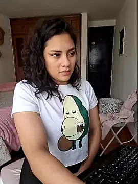 Thaliacooper  online show from 7, 12, 2024