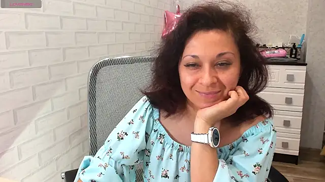 TeasyLana online show from 21, 5, 2026