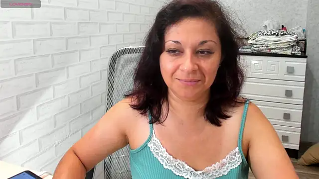 TeasyLana online show from 27, 7, 2026