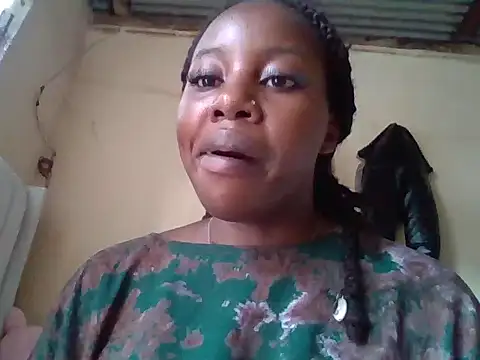 Queen loveer online show from 23, 11, 2025