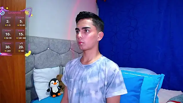 OwenBluee online show from 12, 9, 2025