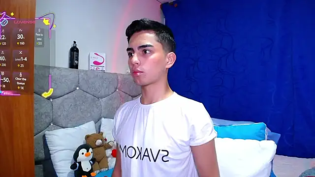 OwenBluee online show from 14, 9, 2025