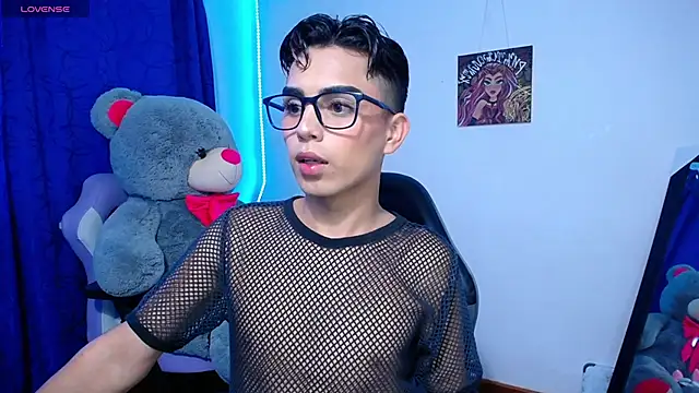OwenBluee online show from 22, 5, 2026