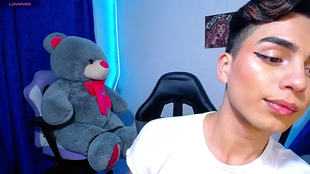 OwenBluee online show from 28, 5, 2026