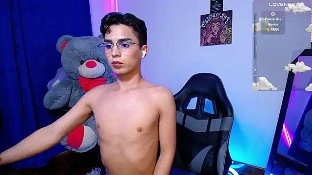 OwenBluee online show from 14, 6, 2026