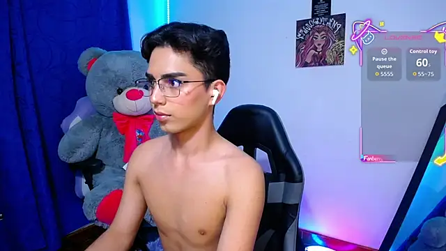 OwenBluee online show from 18, 6, 2026