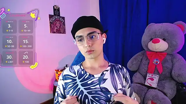 OwenBluee online show from 16, 7, 2026