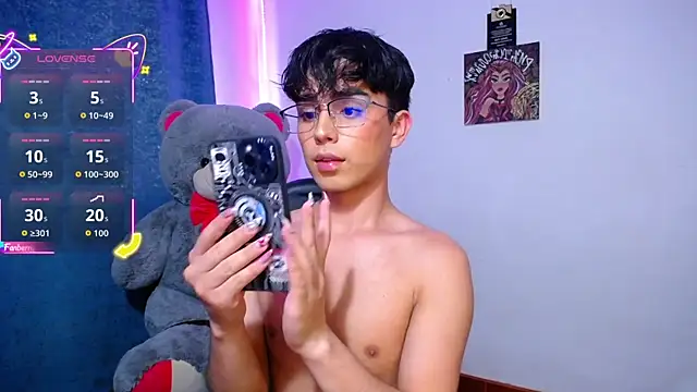 OwenBluee online show from 3, 8, 2026