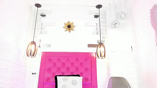 mia six66 online show from 9, 3, 2025