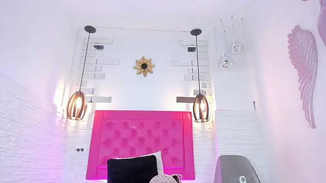 mia six66 online show from 22, 3, 2025