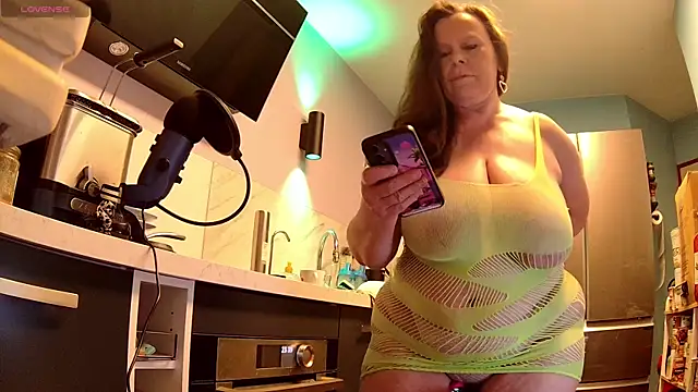 Snapshot of Endrocleia chatting on 30, 4, 2026 Endrocleia online show from 30, 4, 2026