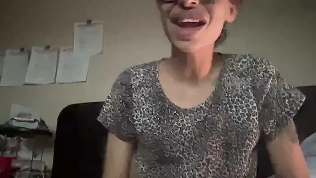 myloveforyouu online show from 23, 4, 2026