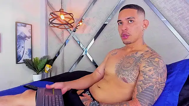 Damian09  online show from 6, 1, 2025